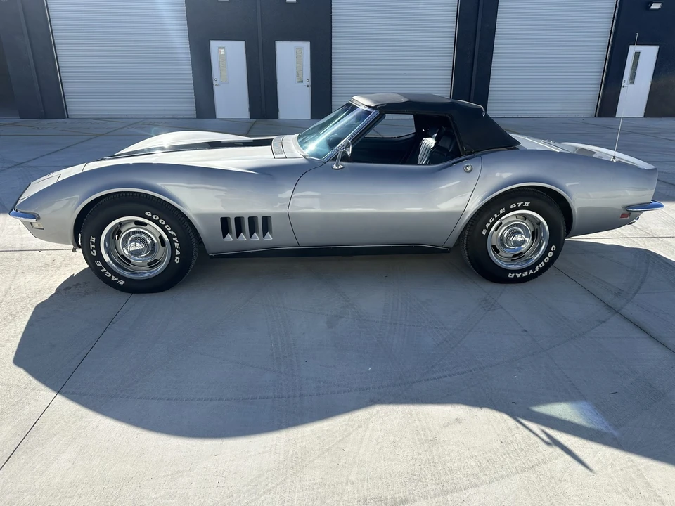 1968 Chevrolet Corvette C3 - Image 17 of 31