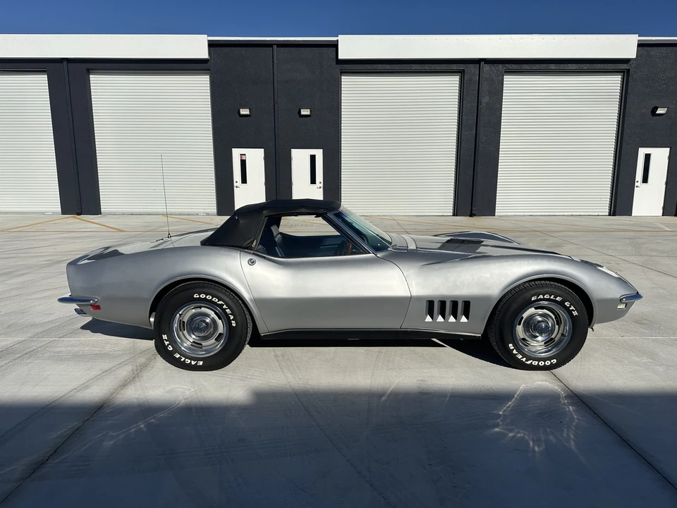 1968 Chevrolet Corvette C3 - Image 13 of 31