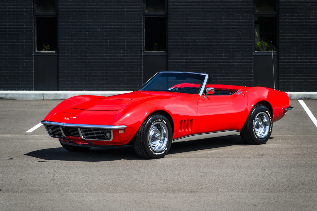 1968 Chevrolet Corvette C3 427 & 454 - Image 2 of 31