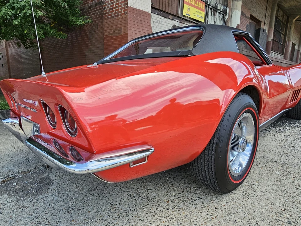 1968 Chevrolet Corvette C3 - Image 16 of 31