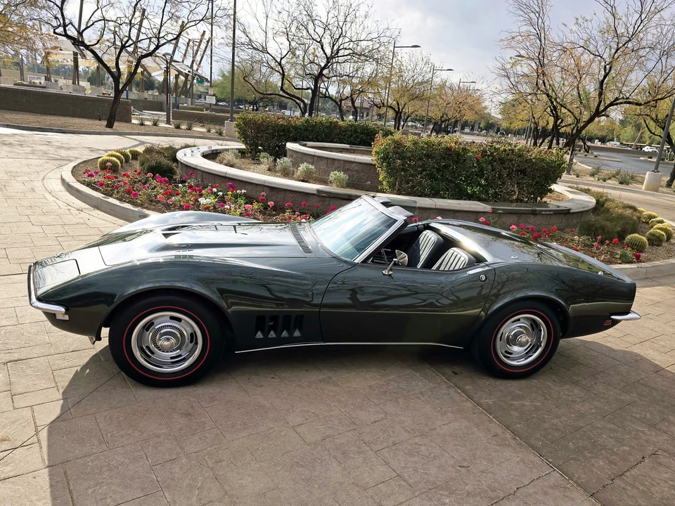 1968 Chevrolet Corvette C3 - Image 14 of 31