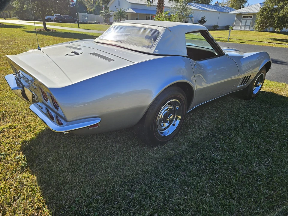 1968 Chevrolet Corvette C3 - Image 10 of 31