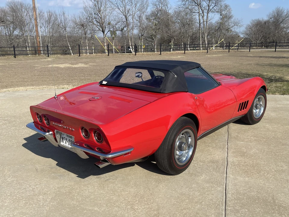 1968 Chevrolet Corvette C3 - Image 15 of 31