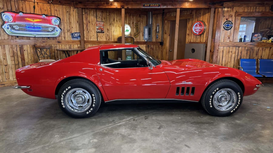 1968 Chevrolet Corvette C3 - Image 2 of 14