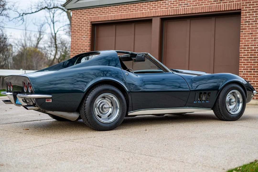 1968 Chevrolet Corvette C3 - Image 17 of 31