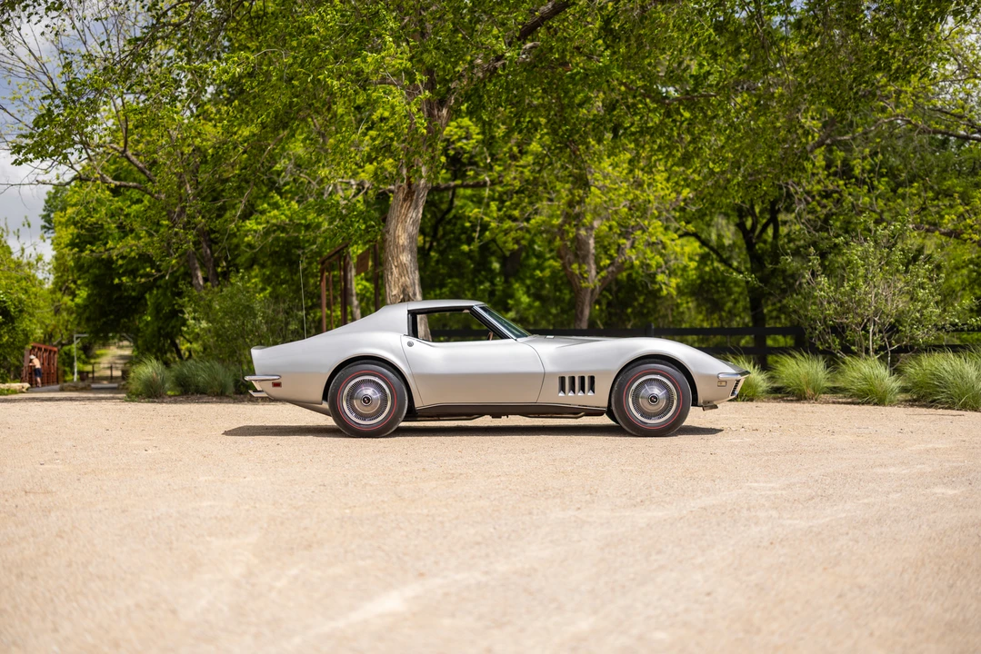 1968 Chevrolet Corvette C3 - Image 15 of 31