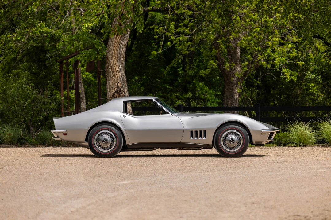 1968 Chevrolet Corvette C3 - Image 16 of 31