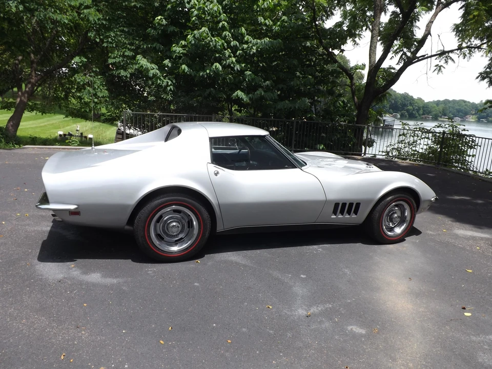 1968 Chevrolet Corvette C3 - Image 15 of 31
