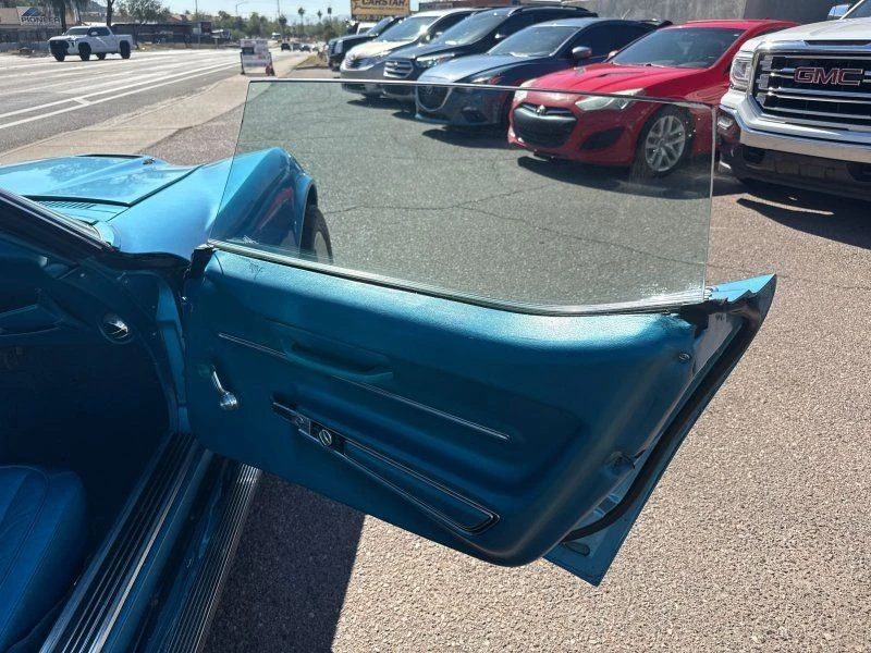 1968 Chevrolet Corvette C3 - Image 17 of 21