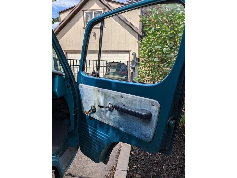 1968 Chevrolet G-Series Van - Image 11 of 18