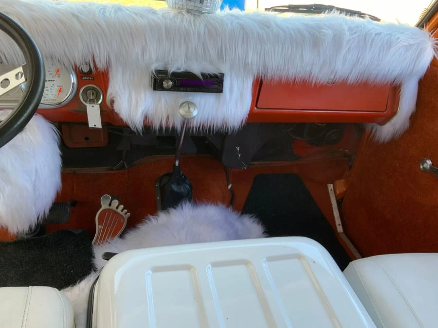 1968 Chevrolet G-Series Van - Image 14 of 24
