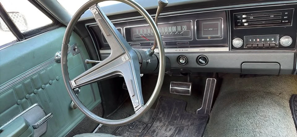 1968 Chevrolet Impala 4th Gen - Image 9 of 10