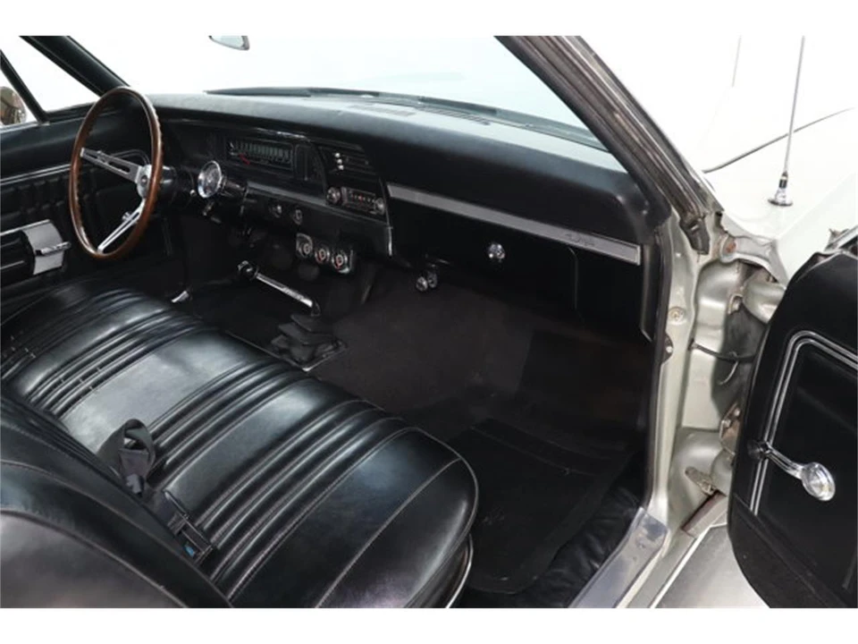 1968 Chevrolet Impala 4th Gen - Image 16 of 31