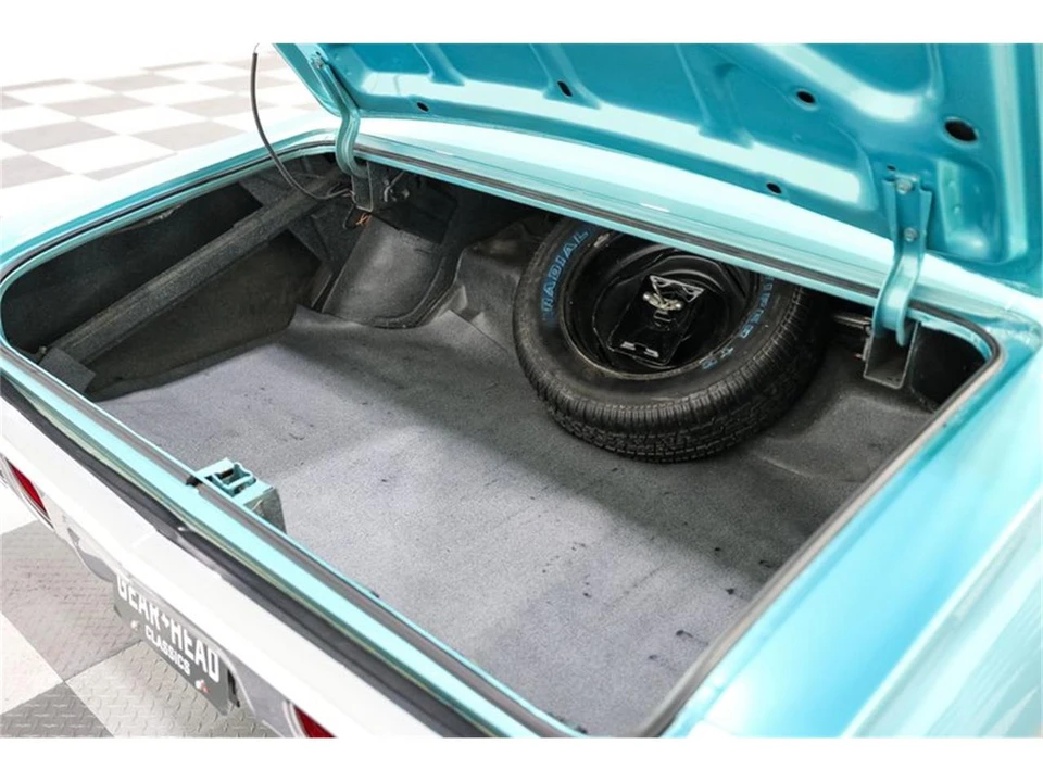 1968 Chevrolet Impala SS 4th Gen - Image 17 of 27