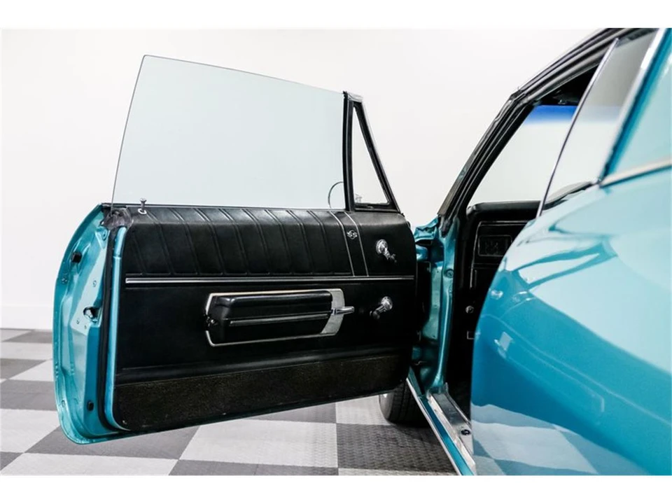 1968 Chevrolet Impala SS 4th Gen - Image 9 of 27