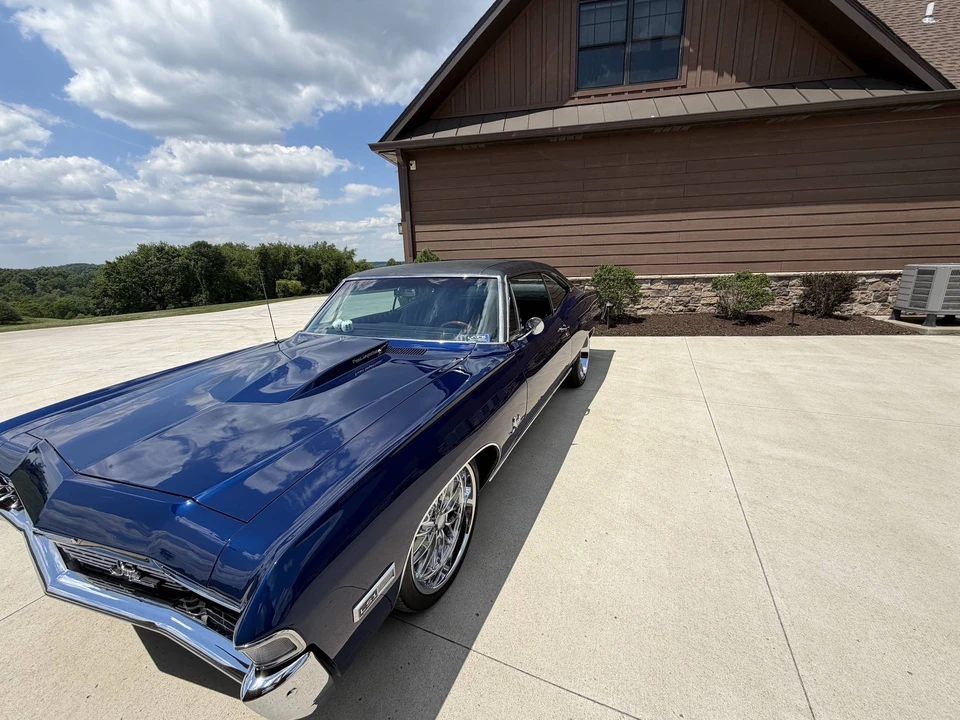 1968 Chevrolet Impala SS 4th Gen - Image 9 of 31