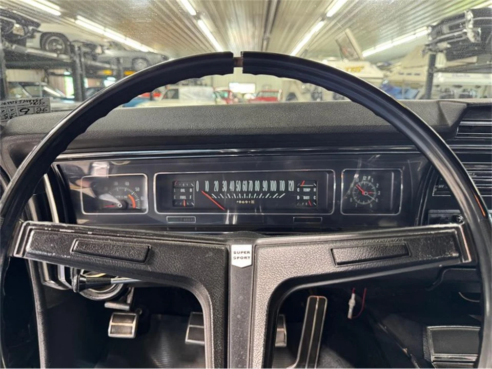 1968 Chevrolet Impala SS 4th Gen - Image 14 of 18