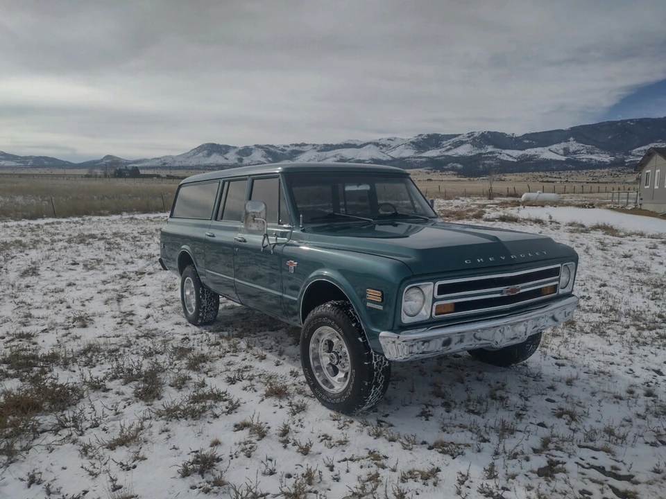 1968 Chevrolet Suburban 6th Gen - Image 7 of 31