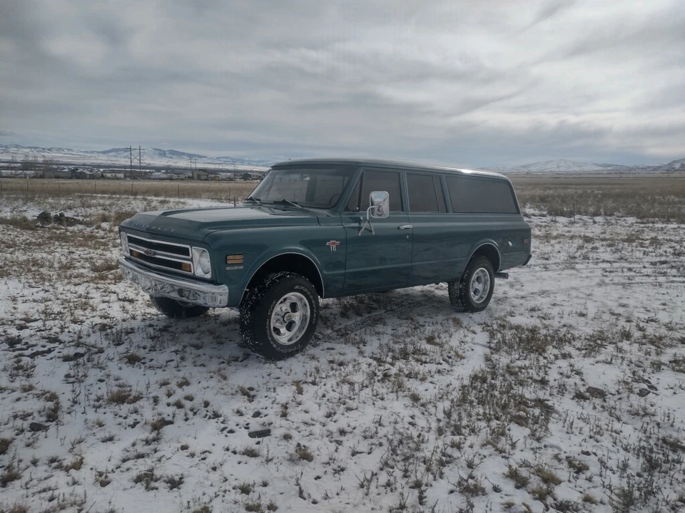1968 Chevrolet Suburban 6th Gen - Image 2 of 31
