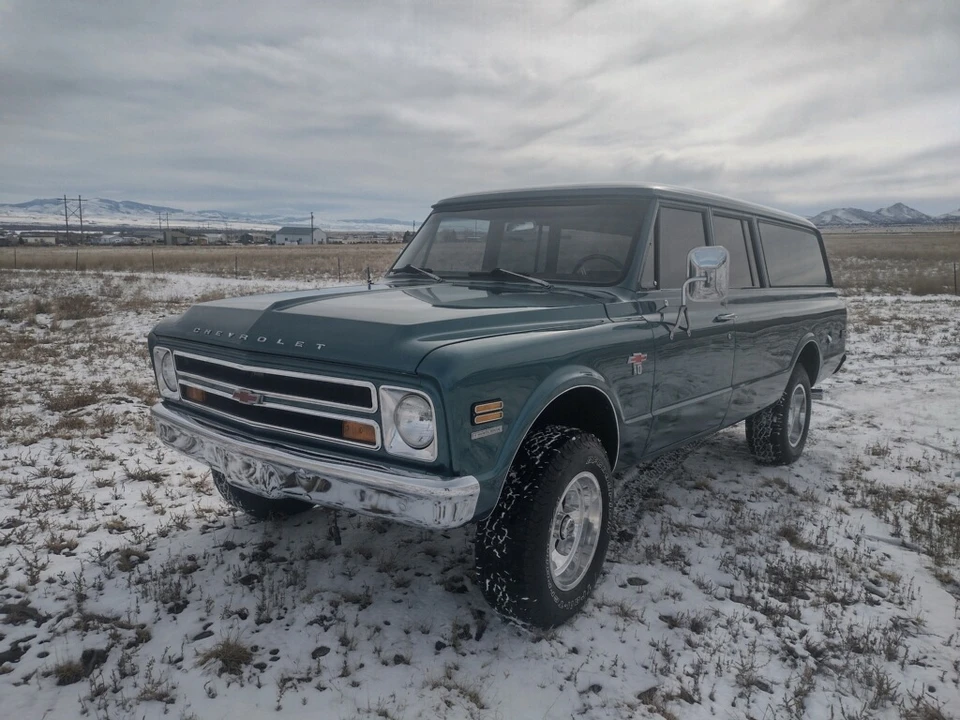 1968 Chevrolet Suburban 6th Gen - Image 4 of 31