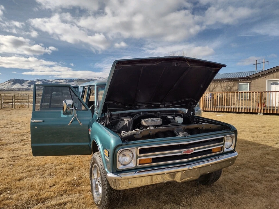 1968 Chevrolet Suburban 6th Gen - Image 21 of 31