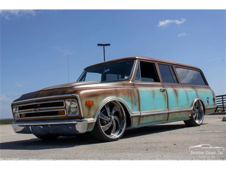 1968 Chevrolet Suburban 6th Gen - Image 25 of 31