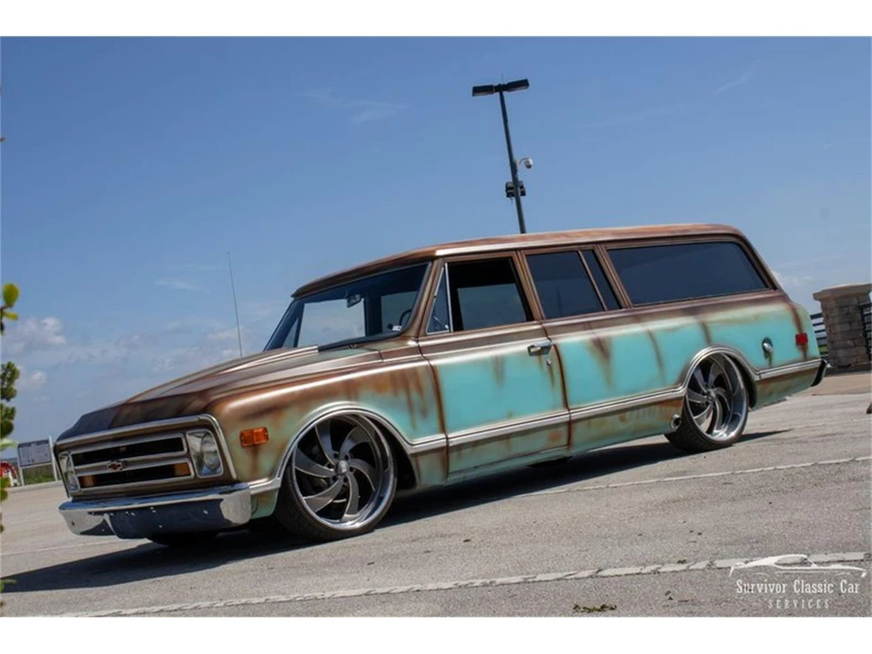 1968 Chevrolet Suburban 6th Gen - Image 24 of 31