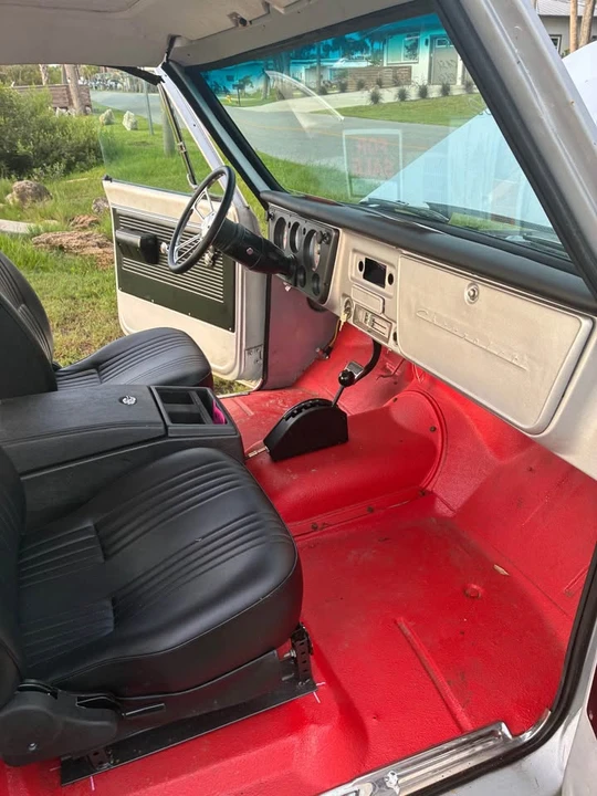 1968 Chevrolet K5 Blazer - Image 7 of 13