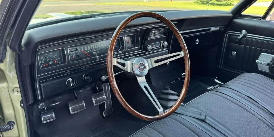1968 Chevrolet Impala SS 4th Gen - Image 11 of 16