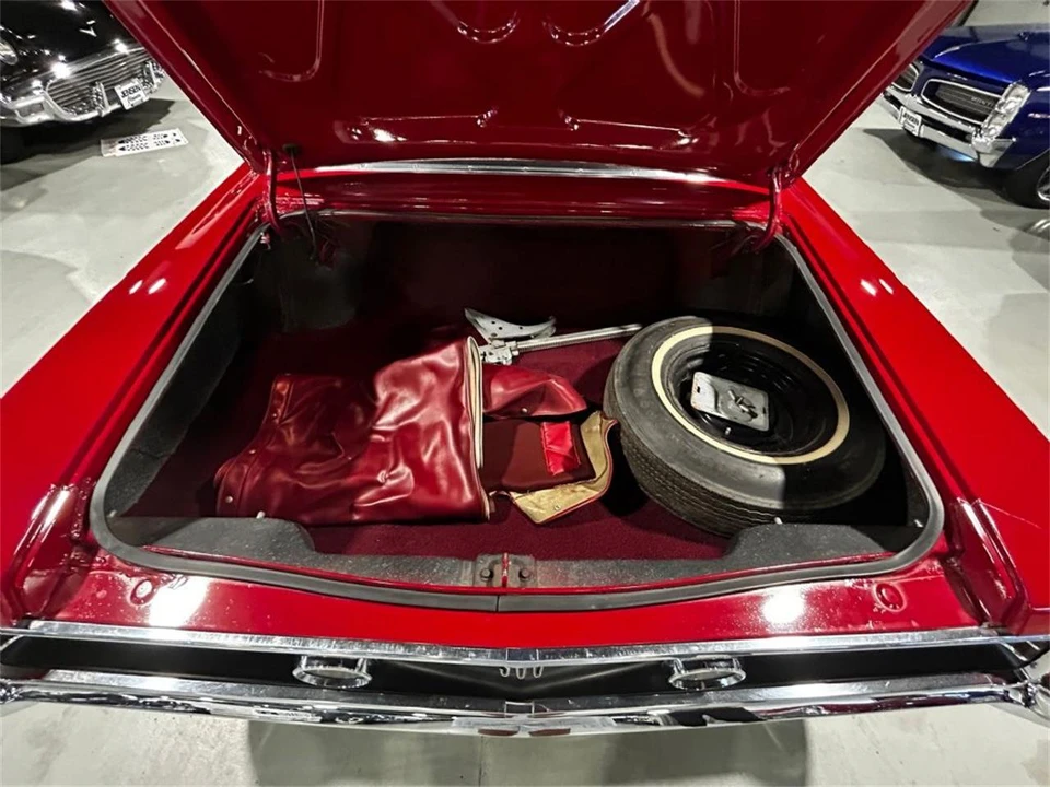 1968 Chrysler 300 Non-Letter Series - Image 25 of 31