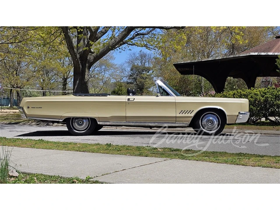 1968 Chrysler 300 Letter Series - Image 2 of 5