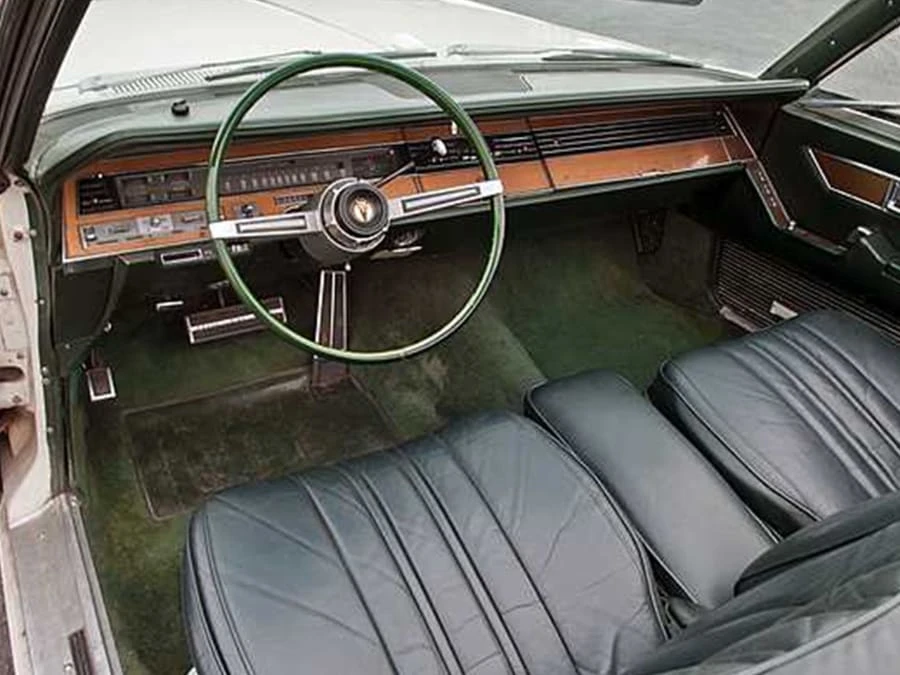 1968 Chrysler Imperial 3rd Gen - Image 3 of 8