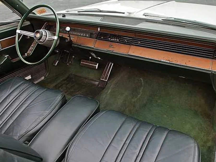 1968 Chrysler Imperial 3rd Gen - Image 4 of 8