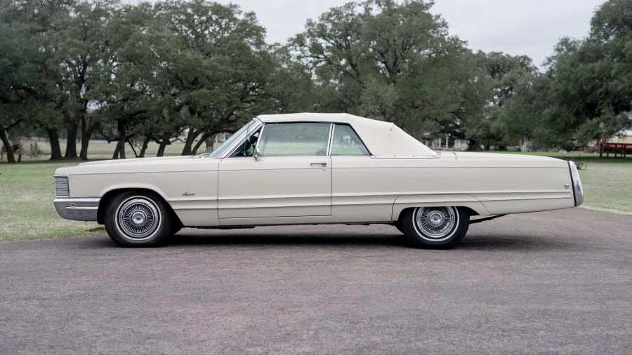 1968 Chrysler Imperial 3rd Gen - Image 2 of 12