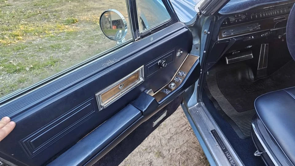 1968 Chrysler Imperial 3rd Gen - Image 5 of 14