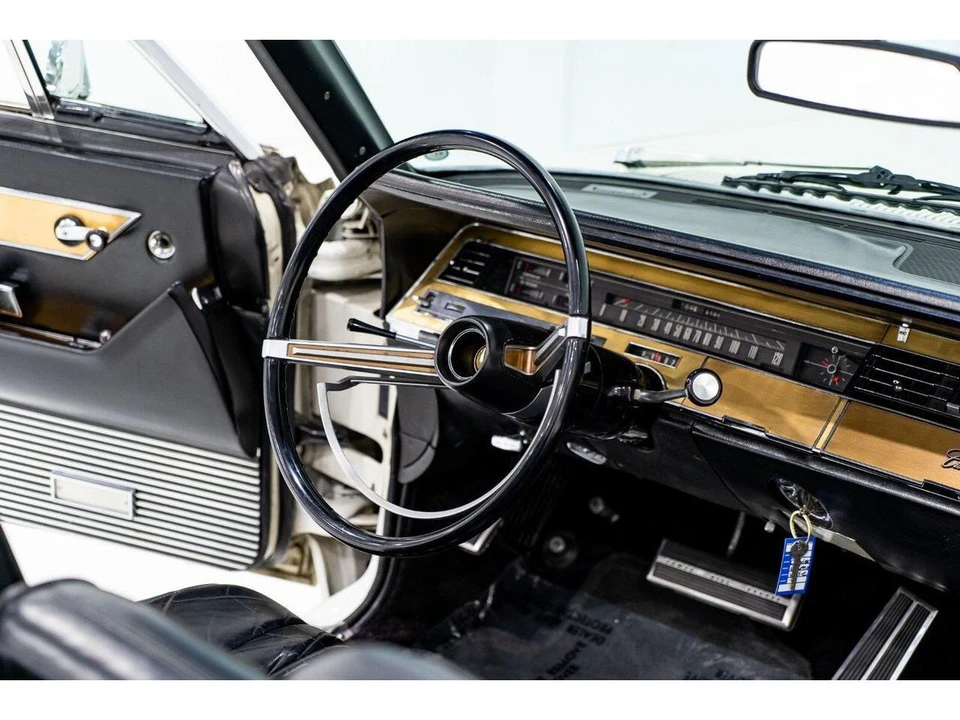 1968 Chrysler Imperial 3rd Gen - Image 13 of 31