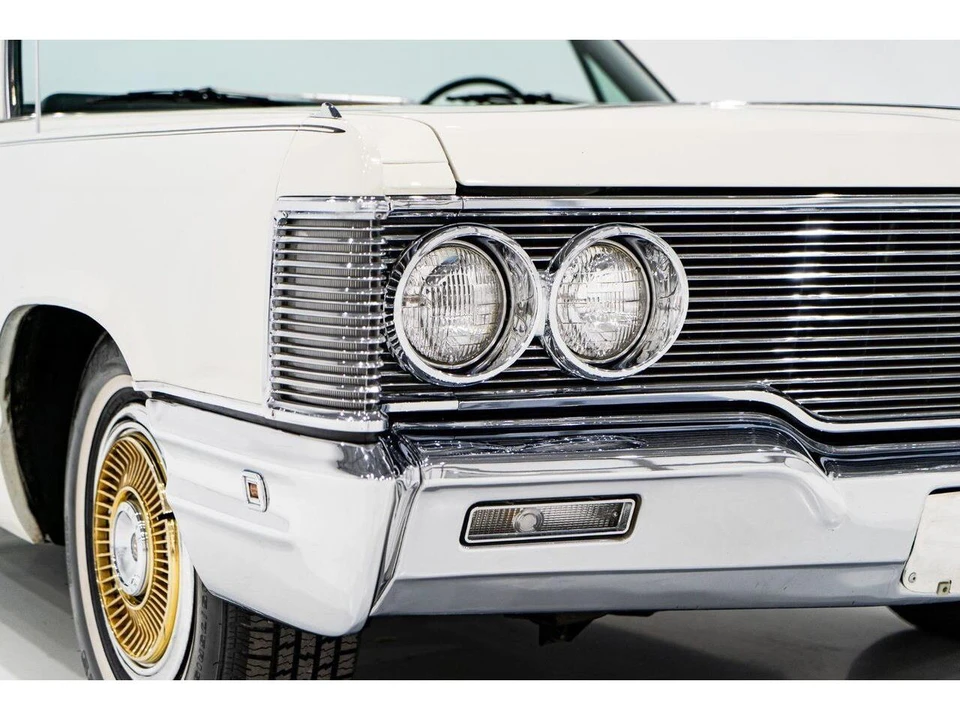 1968 Chrysler Imperial 3rd Gen - Image 3 of 31