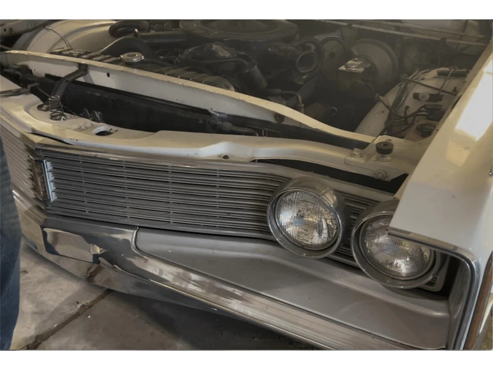1968 Chrysler New Yorker - Image 2 of 11