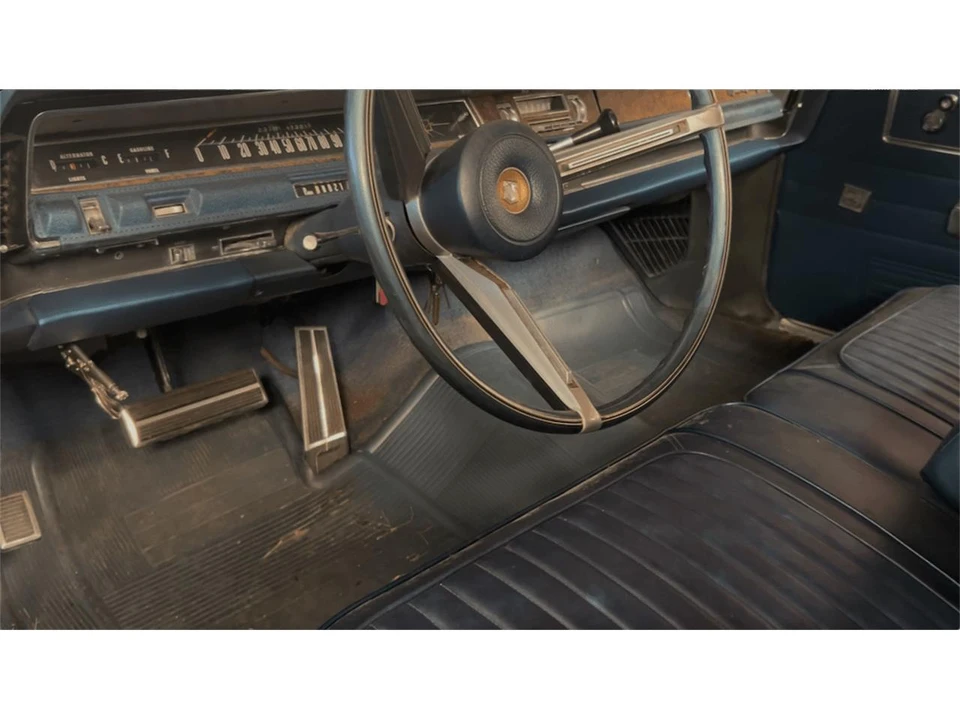 1968 Chrysler New Yorker - Image 5 of 11