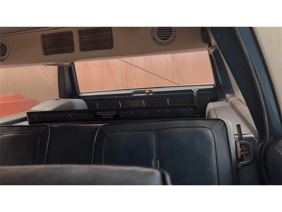 1968 Chrysler New Yorker - Image 8 of 11