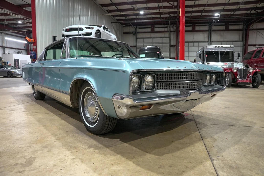 1968 Chrysler New Yorker - Image 12 of 21