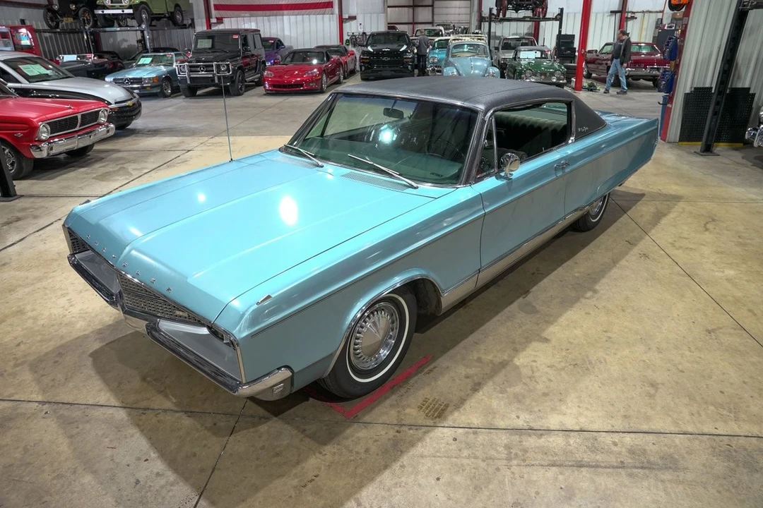 1968 Chrysler New Yorker - Image 15 of 21
