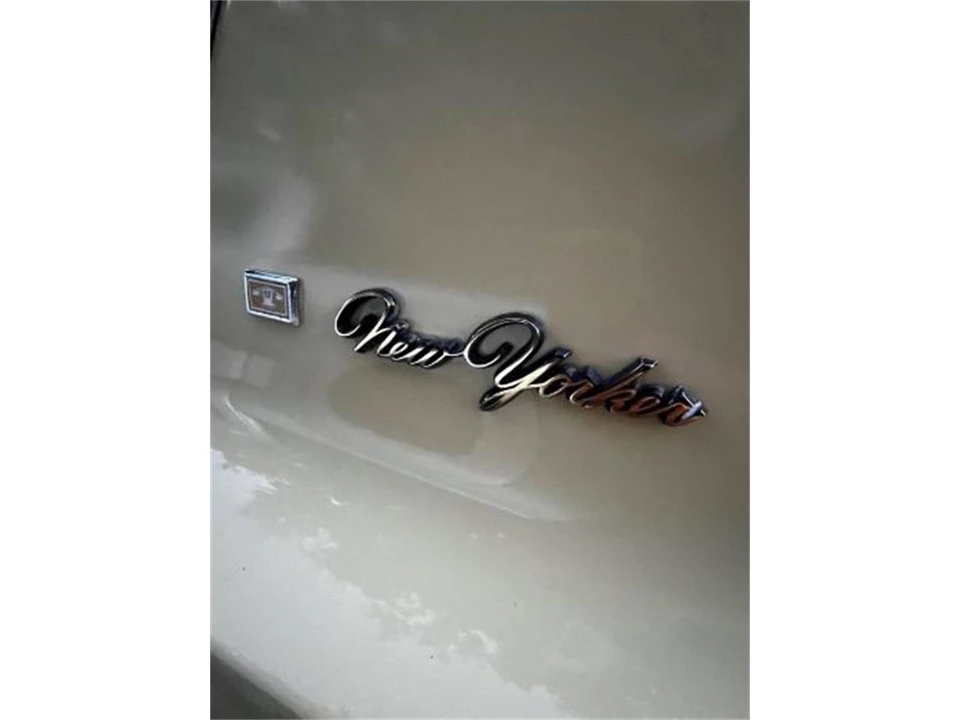 1968 Chrysler New Yorker - Image 3 of 19