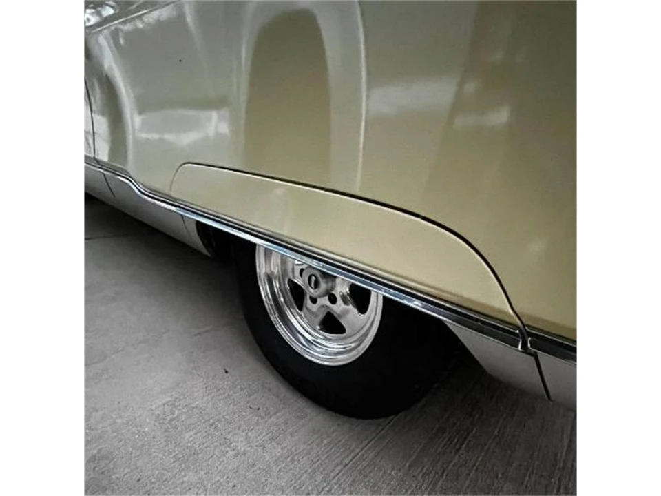 1968 Chrysler New Yorker - Image 6 of 19