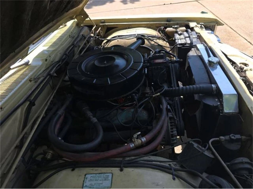 1968 Chrysler New Yorker - Image 10 of 19
