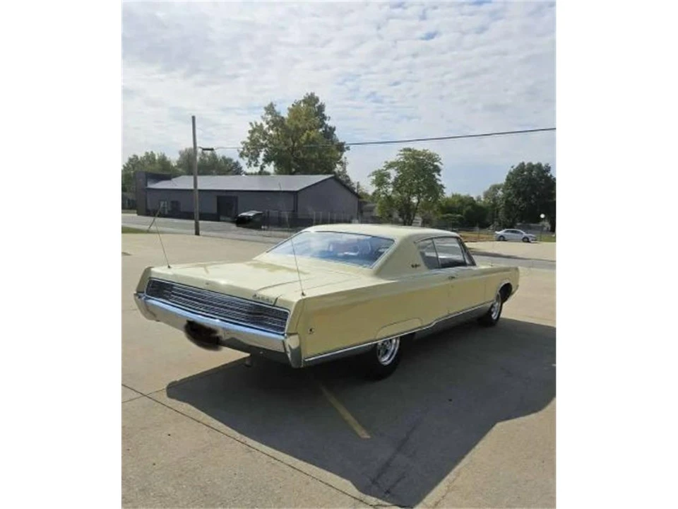 1968 Chrysler New Yorker - Image 16 of 19