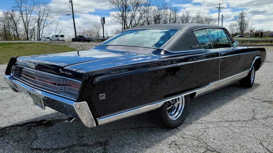 1968 Chrysler New Yorker - Image 3 of 5