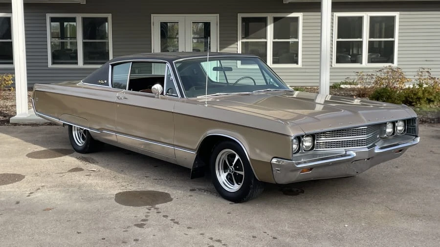1968 Chrysler New Yorker - Image 14 of 29