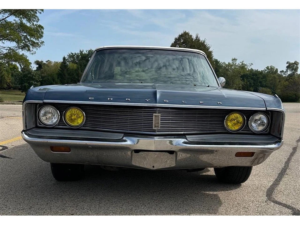 1968 Chrysler Newport - Image 6 of 10