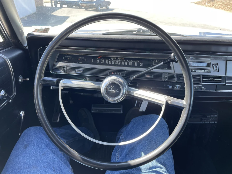 1968 Chrysler Newport - Image 25 of 31